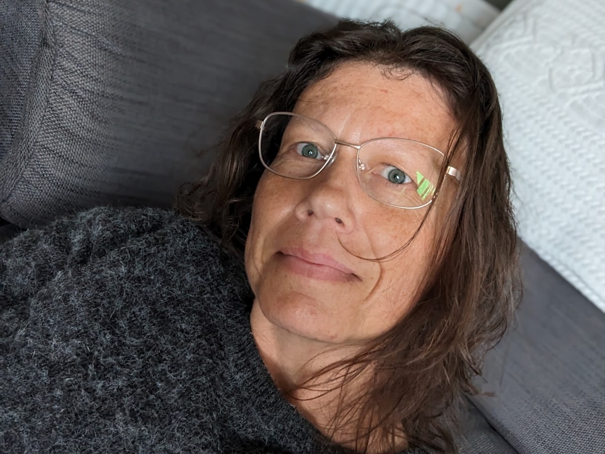 Dani portrait with glasses